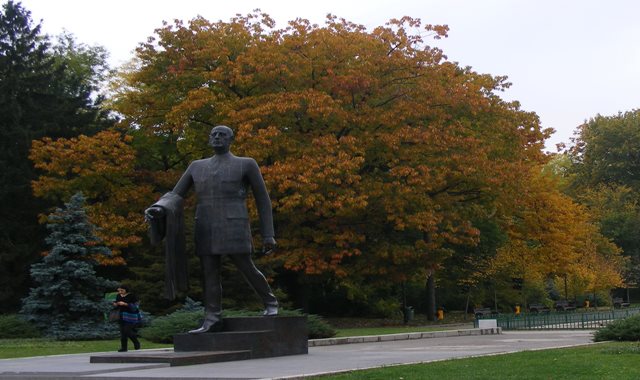 TEMPERATURES IN OCTOBER IN BUCHAREST TEMPERATURES IN OCTOBER IN BUCHAREST