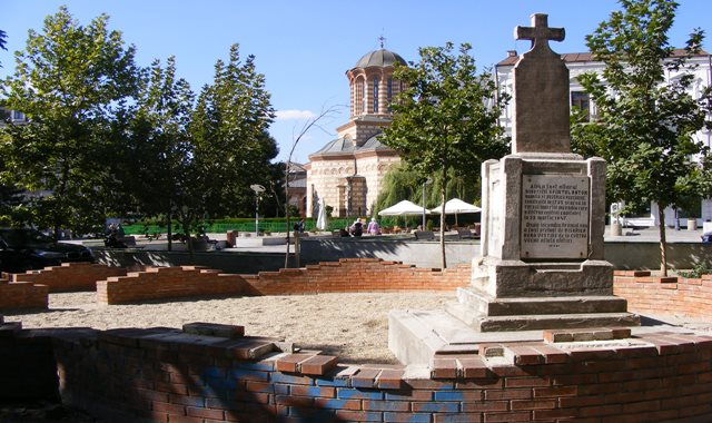 ANCIENT OLD COURT CHURCH MEMORIAL