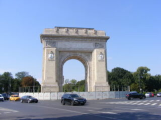 BUCHAREST ARCH OF TRIUMPH