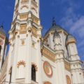 BUCHAREST LARGEST CHURCH