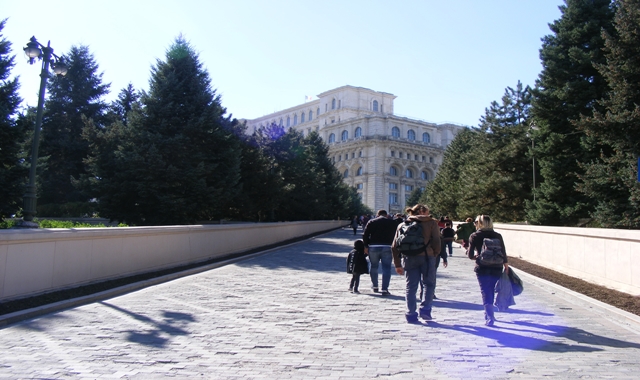 VISIT BUCHAREST HOUSE OF PEOPLE