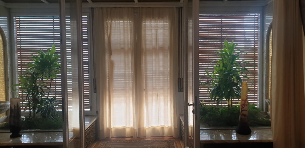 Ceausescu daughter flat in Ceausescu house Bucharest